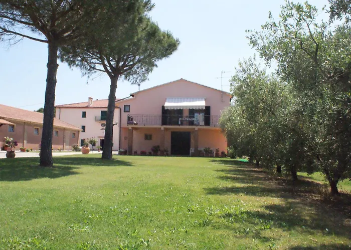 Casale La Barca Орбетелло